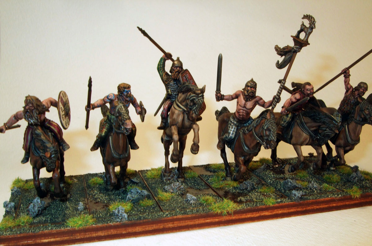 ANCIENT CELTS: CELTIC CAVALRY HAIL CAESAR WARLORD GAMES 1ST CLASS