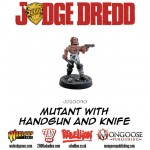 JD20090-Mutant-with-Handgun-and-knife