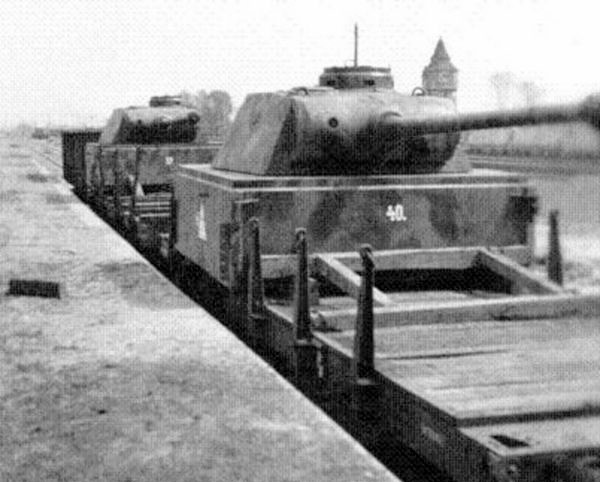 PantherturmInTransit