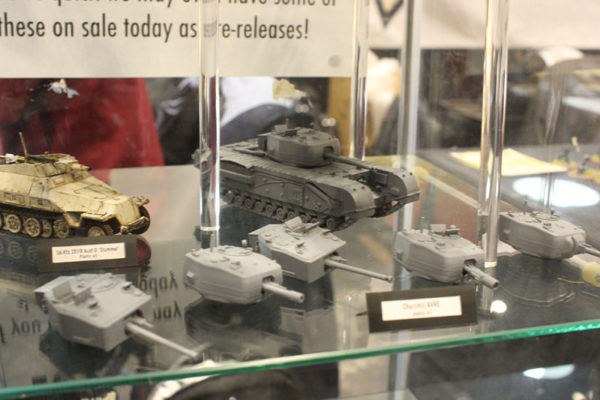 Salute 2016 Cabinets (11)