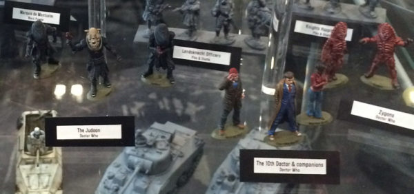 Salute 2016 Cabinets (3)