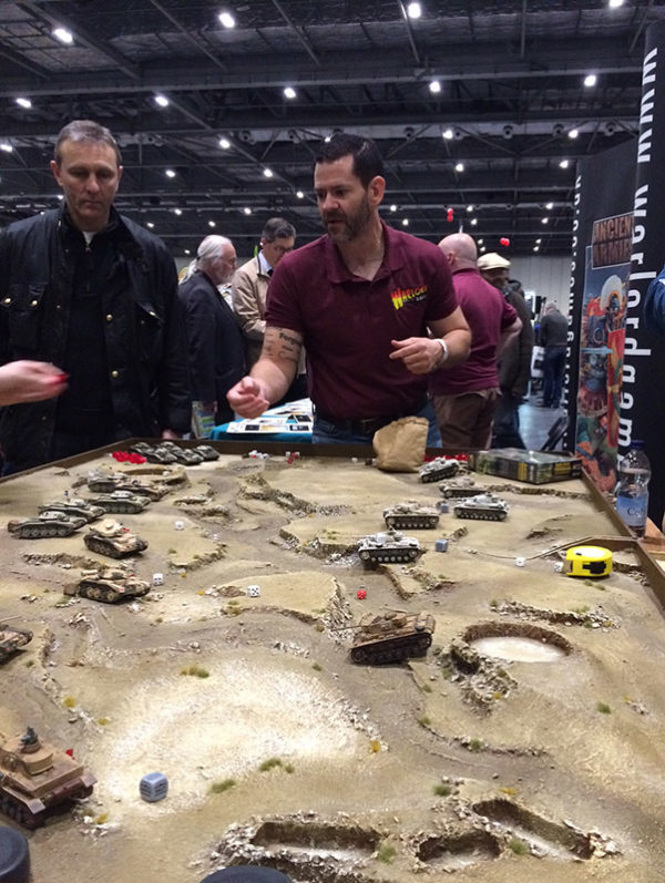 Salute 2016 Tank War (4)