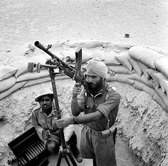 4th-div-manning-a-bren-gun