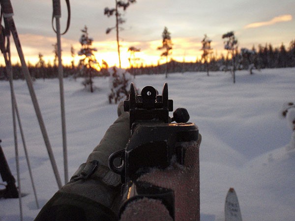 shooting-long-range-with-iron-sight