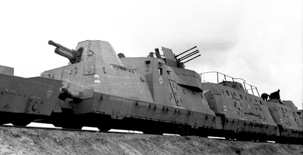 Armoured-Train2.jpg