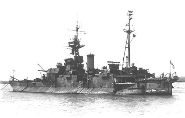 HMS Abercrombie during the Second World War. Monitor. 