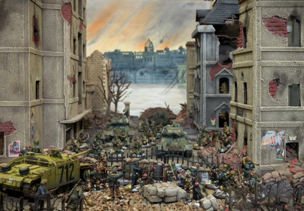 Hungarian forces dig in to resist the Soviet attack! Budapest 