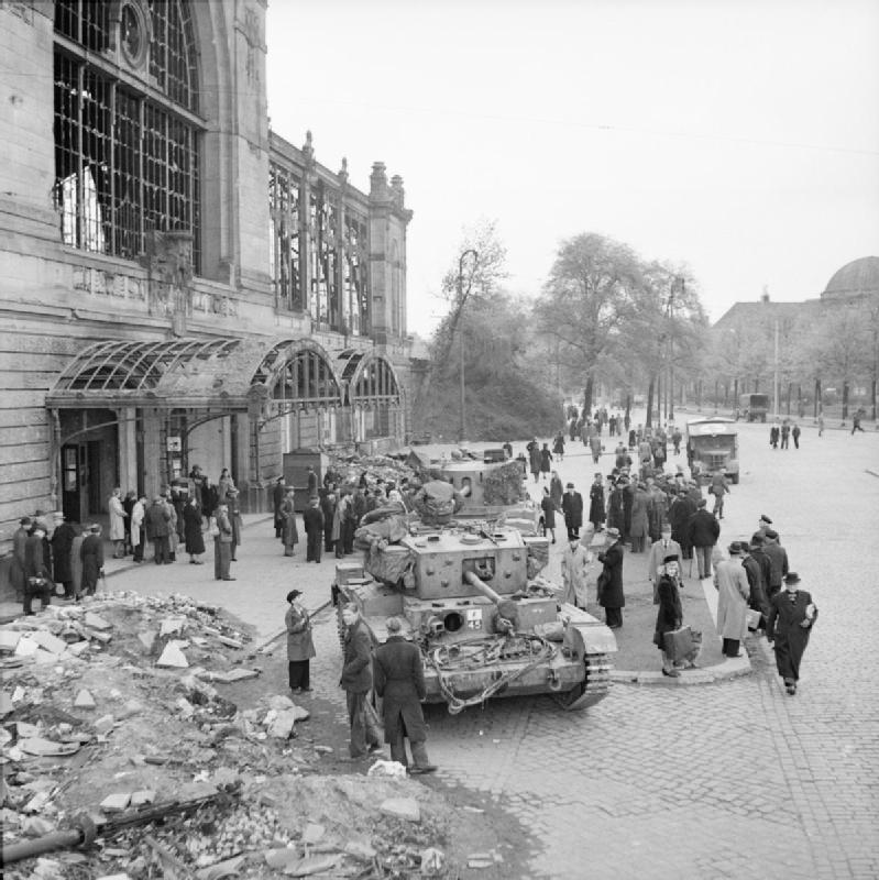 Cromwell &Challenger tanks at Hamburg